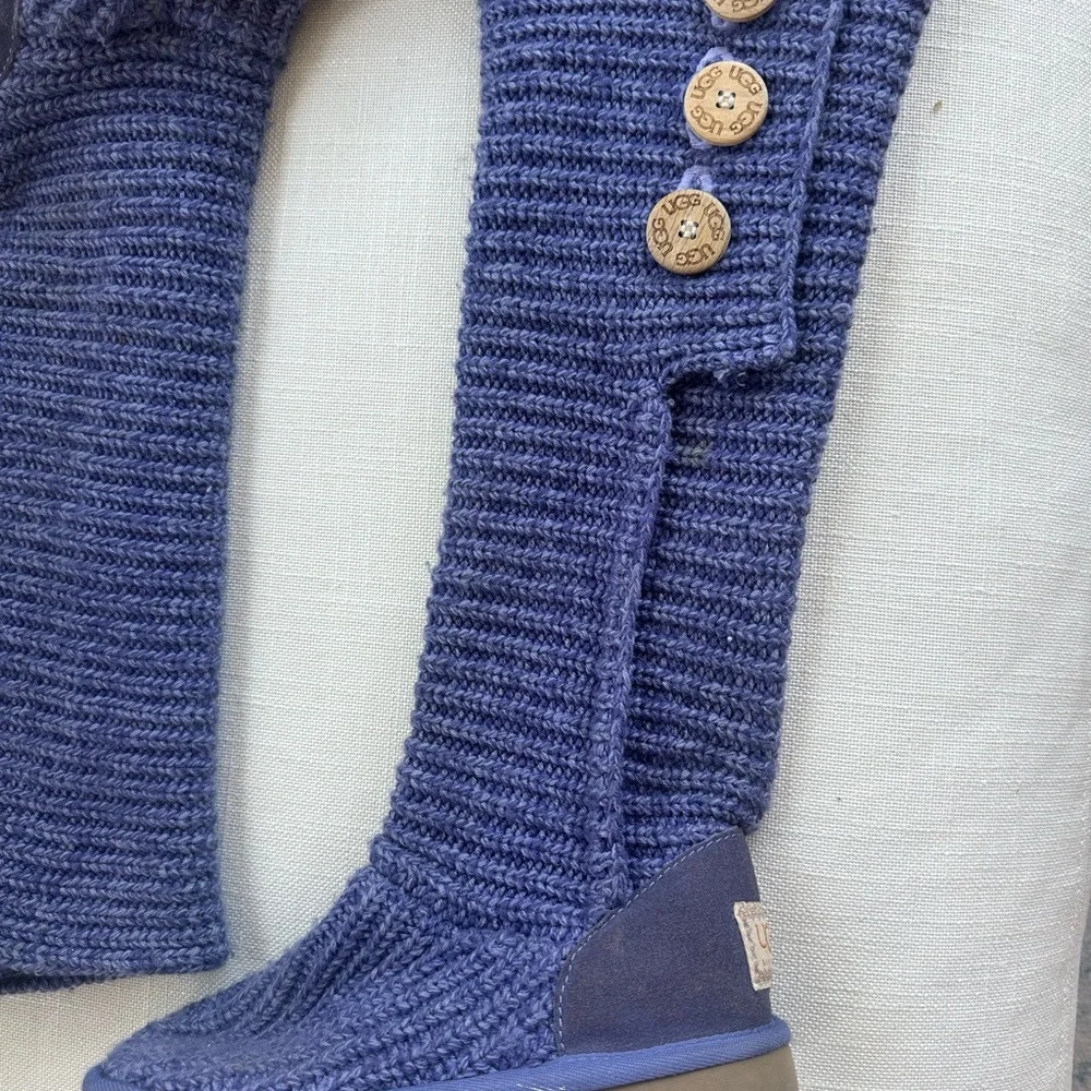 UGG Australia Knit Tall Boots Purple Button Sweater Boots Women’s Size 5